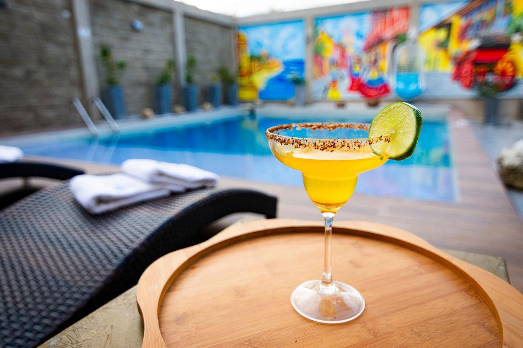 Amazing Beach House 13Br W/Pool & Staff Cartagena Buitenkant foto