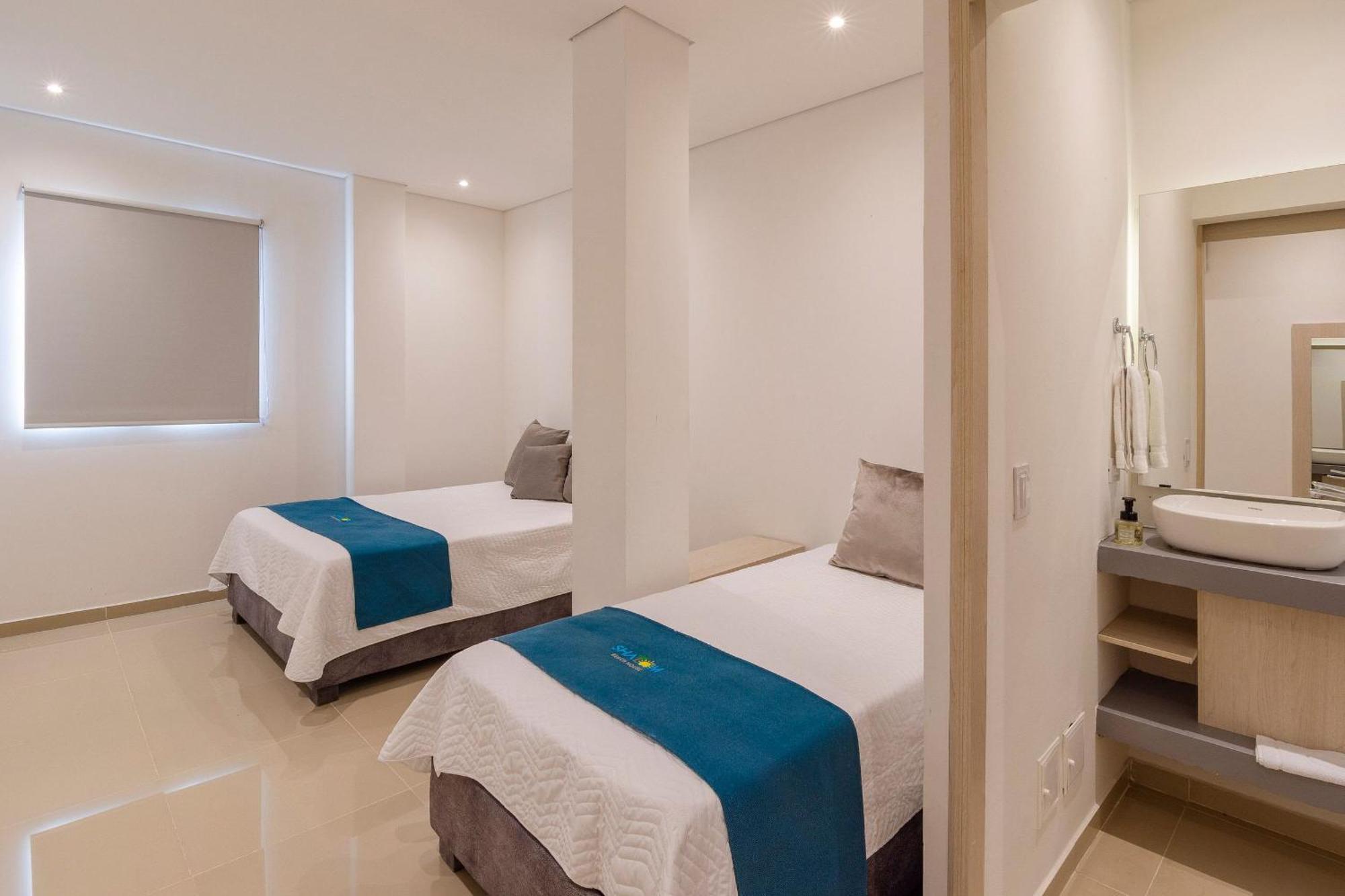 Amazing Beach House 13Br W/Pool & Staff Cartagena Buitenkant foto